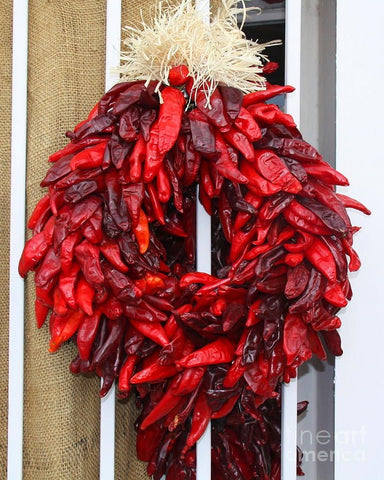 EARLY Pre-Order @Last Years Prices - these will go up soon.  Original Classic Santa Fe New Mexico Chile Pepper Wreath (larger peppers) for Pick Up at a Flash Garden in Oct/Nov.  TAKING ORDERS NOW.  Will update exact pick up dates soon.